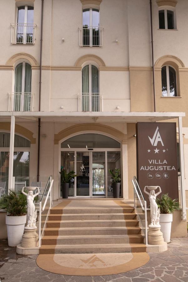 רימיני Hotel Villa Augustea מראה חיצוני תמונה
